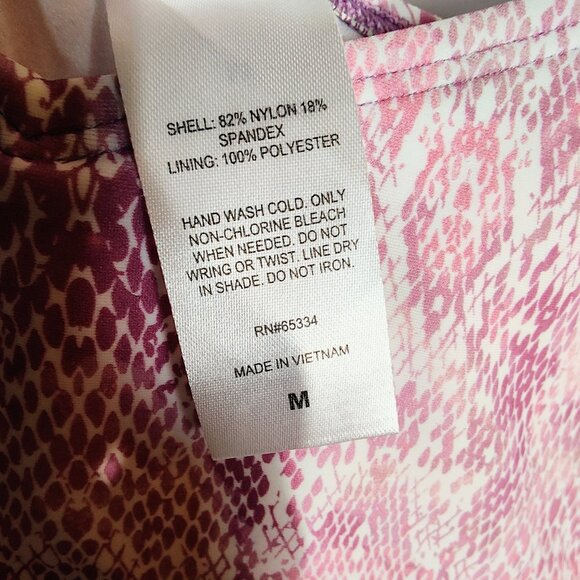 Salt + Cove Women's Medium One-Piece Snake Print Swimsuit NWT - Picture 4 of 9